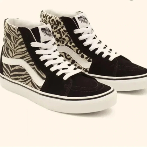 Vans Sk8 Hi Vans Leo Zebra Vans Sk8-Hi Womens Skate Shoes Canvas